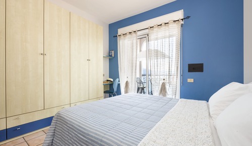 Superior Apartment, 1 Bedroom, Kitchen, Lake View