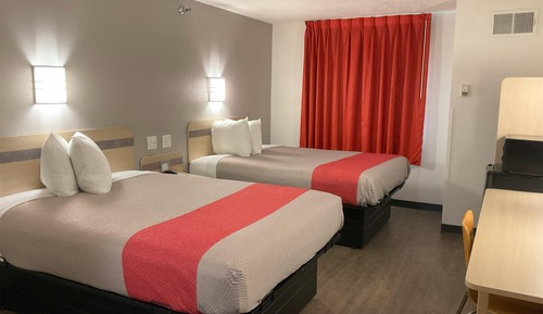 Standard Room, 2 Queen Beds, Non Smoking