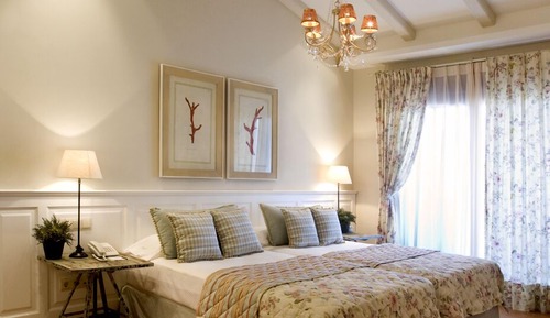 Superior Room, Mountain View
