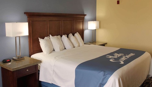 Room, 1 King Bed, Accessible, Non Smoking