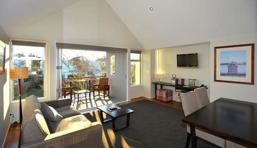 Garden View Suite