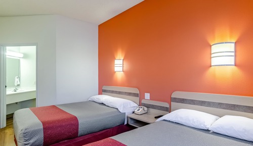 Standard Suite, 2 Queen Beds, Non Smoking