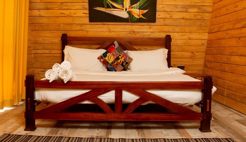 Super Luxury Family Cottage with Private