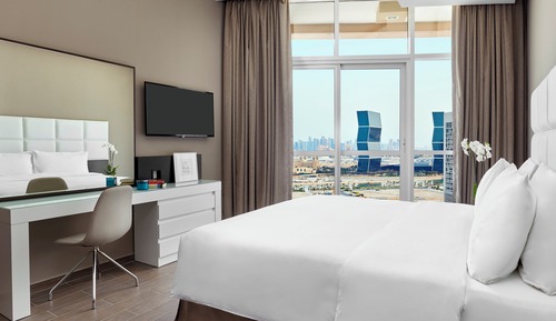 Suite, Multiple Beds, Kitchen