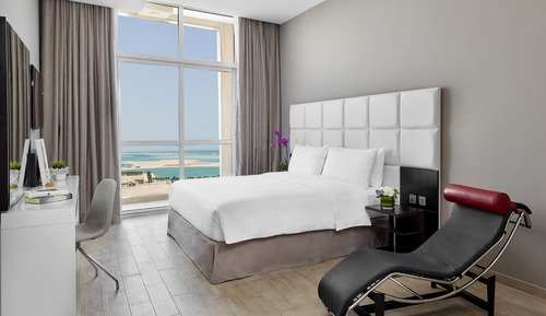Suite, 1 King Bed, Kitchen, Sea View