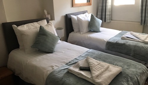 Double or Twin Room, Ensuite