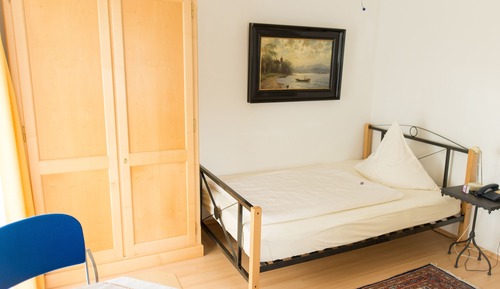 Apartment (1 adult)