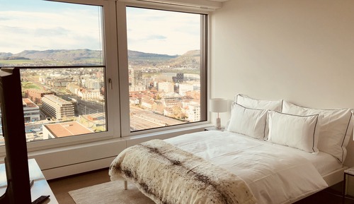 City Apartment, 2 Bedrooms, Lake View, Tower