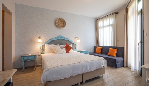 Double Room, 1 Queen Bed with Sofa bed, Non Smoking, Terrace