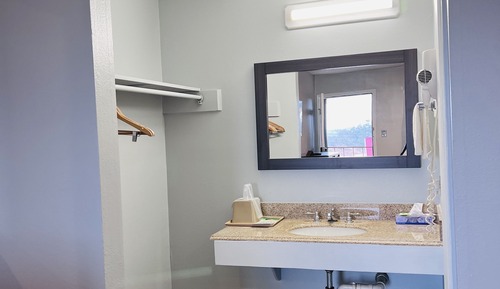 Single Room, 2 Double Beds, Smoking