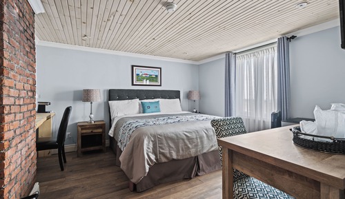 Suite (Powles Head Lighthouse Suite)