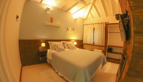 Romantic Double Room, 1 Queen Bed, Private Bathroom, Garden Area