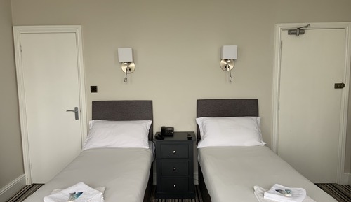 Double or Twin Room, Ensuite