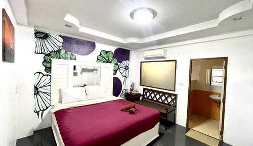 Double Room with Bathtub