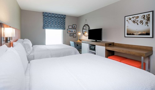 Room, 2 Queen Beds, Accessible (Roll-In Shower)