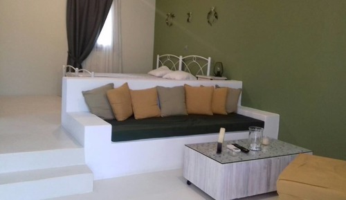 Villa, Beachside