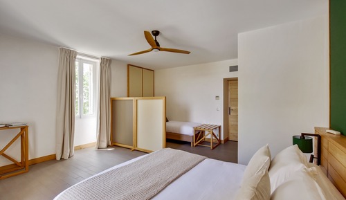 Comfort Triple Room, Ensuite, Vineyard View (Chambre )