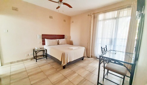 Standard Apartment, 2 Bedrooms, Refrigerator