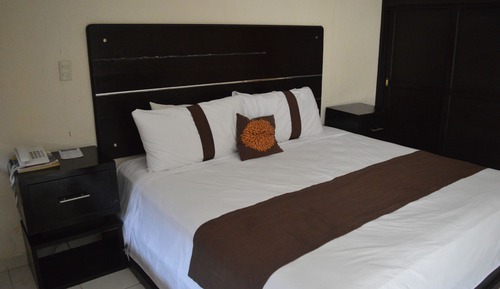 Single Room, 1 King Bed
