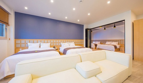 Deluxe Room (Special)