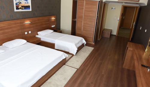 Deluxe Triple Room, Multiple Beds