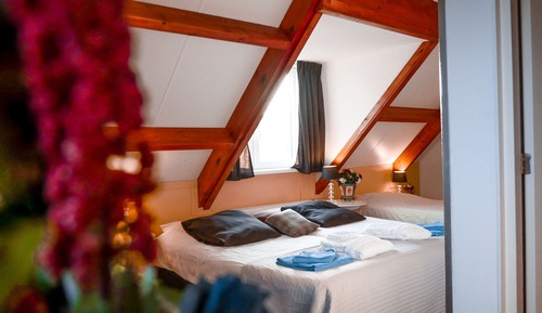 Studio, 2 Twin Beds