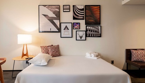 Superior Suite, 1 King Bed