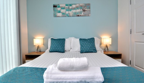 City Apartment, 1 King Bed with Sofa bed, City View