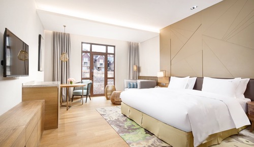Premium Room, 1 King Bed