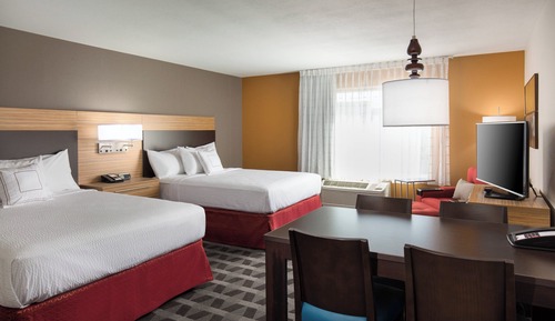 Studio Suite, 2 Queen Beds (Hearing Accessible)