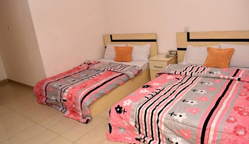 Deluxe Twin Room
