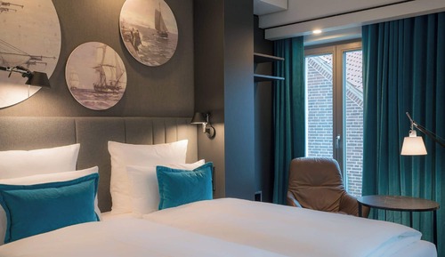 Comfort Room, 1 Queen Bed