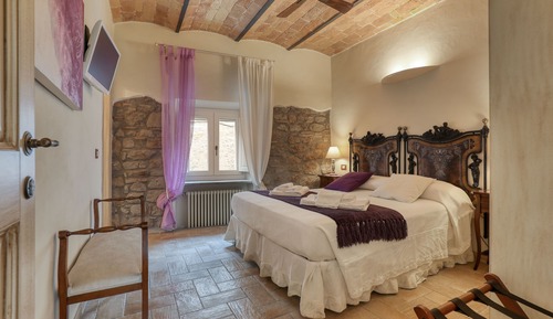 Deluxe Room, 1 Queen Bed