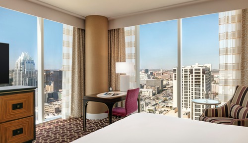 Fairmont Gold, Grand Suite, 1 King Bed with Sofa bed