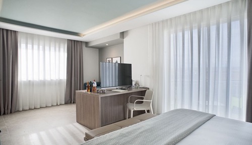 Junior Quadruple Room