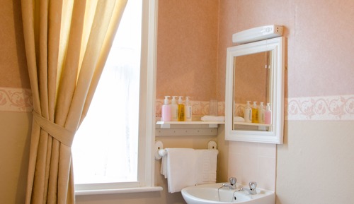 Comfort Single Room, 1 Twin Bed, Shared Bathroom