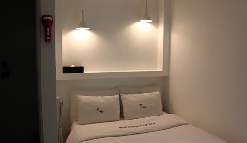 Standard Double Room, Bathtub