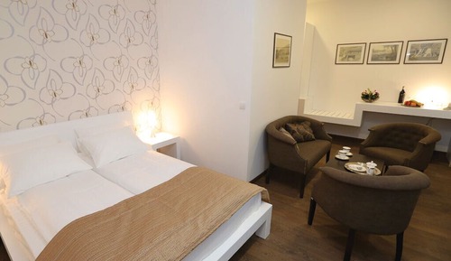 Deluxe Single Room