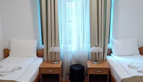 Classic Twin Room