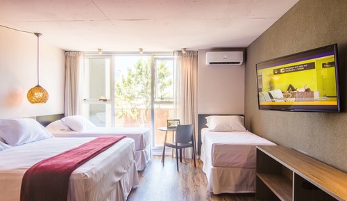 Classic Quadruple Room, City View