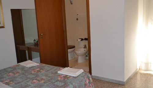 Basic Double or Twin Room