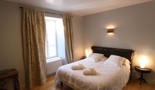 Classic Triple Room, Ensuite, Garden View (Auvergnate)