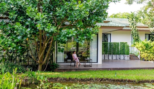 Villa, Garden View