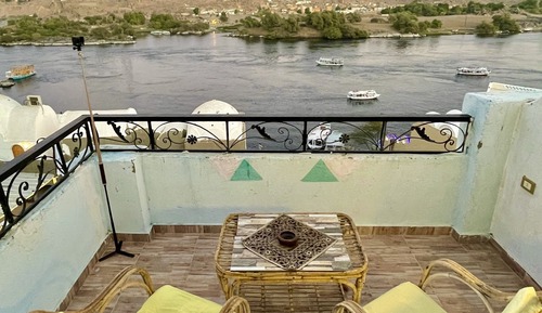 Deluxe Nile view room