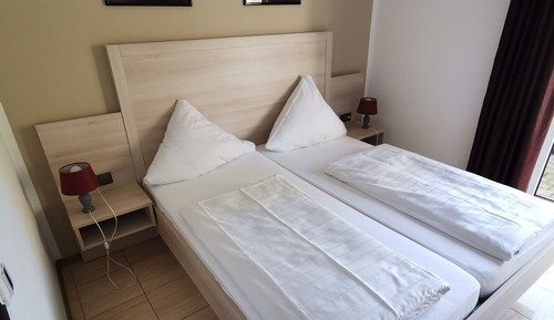 Comfort Triple Room, Private Bathroom
