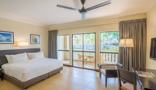 Deluxe Double Room, Balcony, Garden View