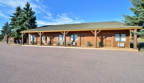 Economy Room, Multiple Beds, Refrigerator & Microwave, River View