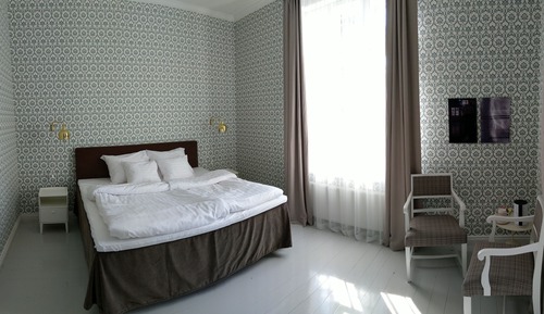 Exclusive Suite, 1 King Bed with Sofa bed