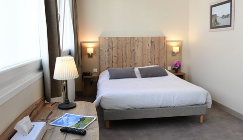 Standard Double Room, Ensuite, Courtyard View