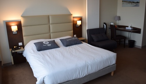 Triple Room, Ensuite, Sea View